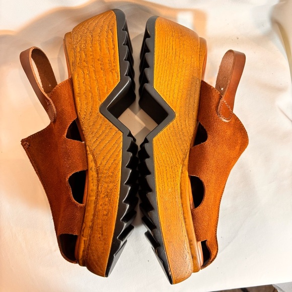 CARLO PERA Sz 9 Brown Suede Platform Sandals 70s Vibes Buckle Closure - Picture 10 of 14